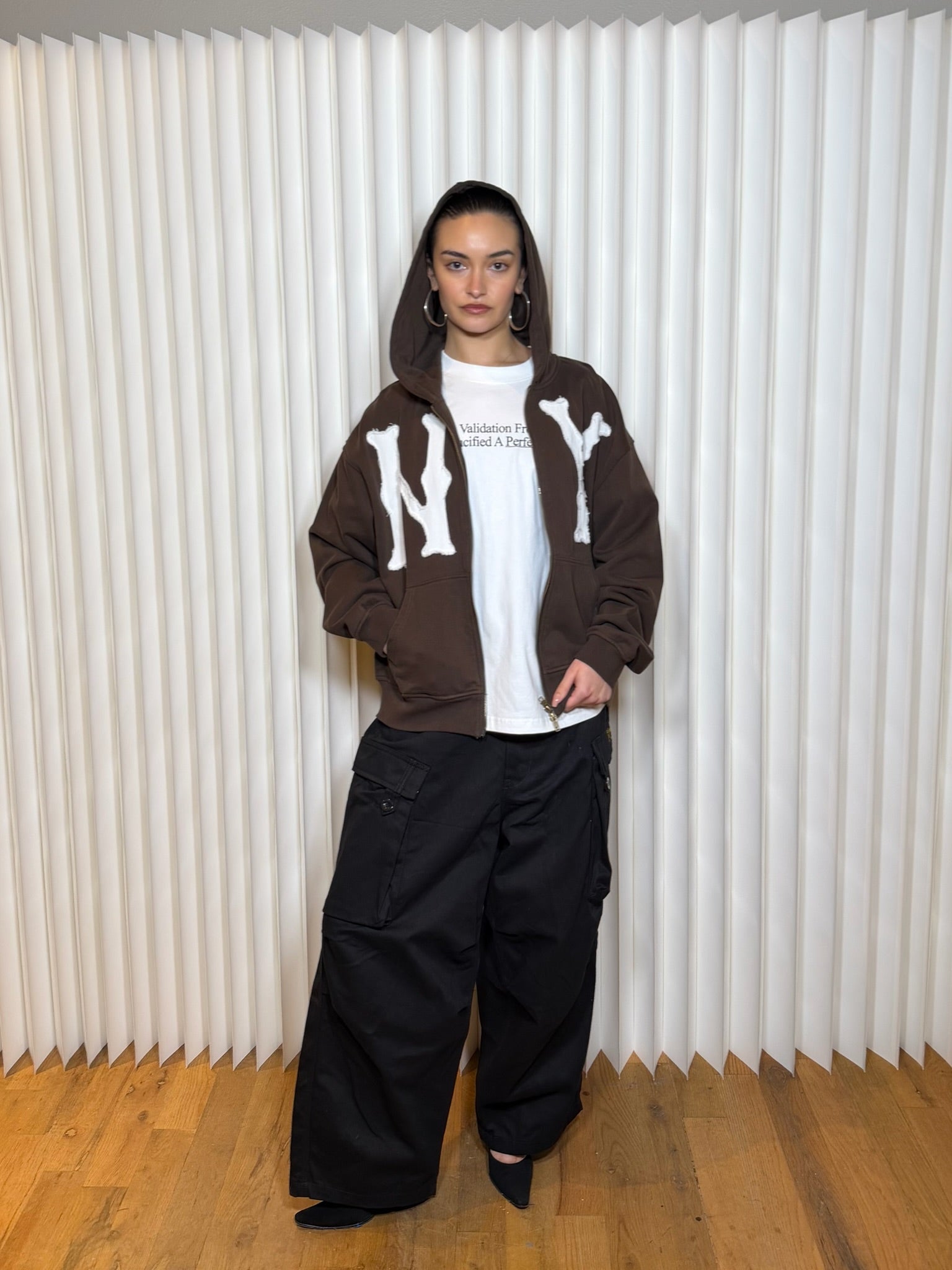 トップス Casa de lipa brown foodie S size Casa De Lipa Dark Brown NY Zip Up Hoodie