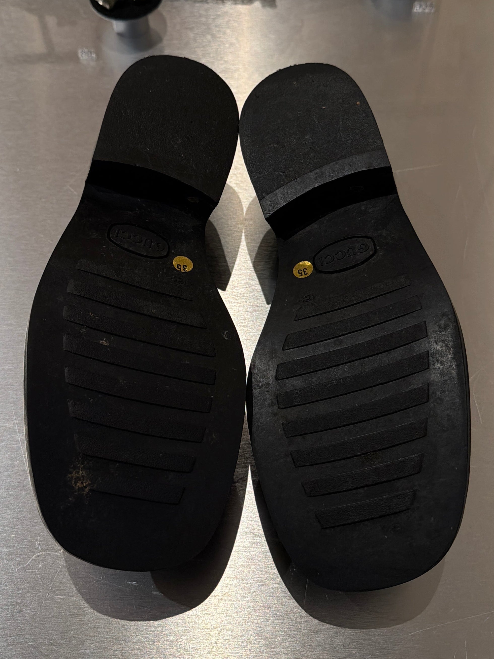 GUCCI SUEDE LOAFER
