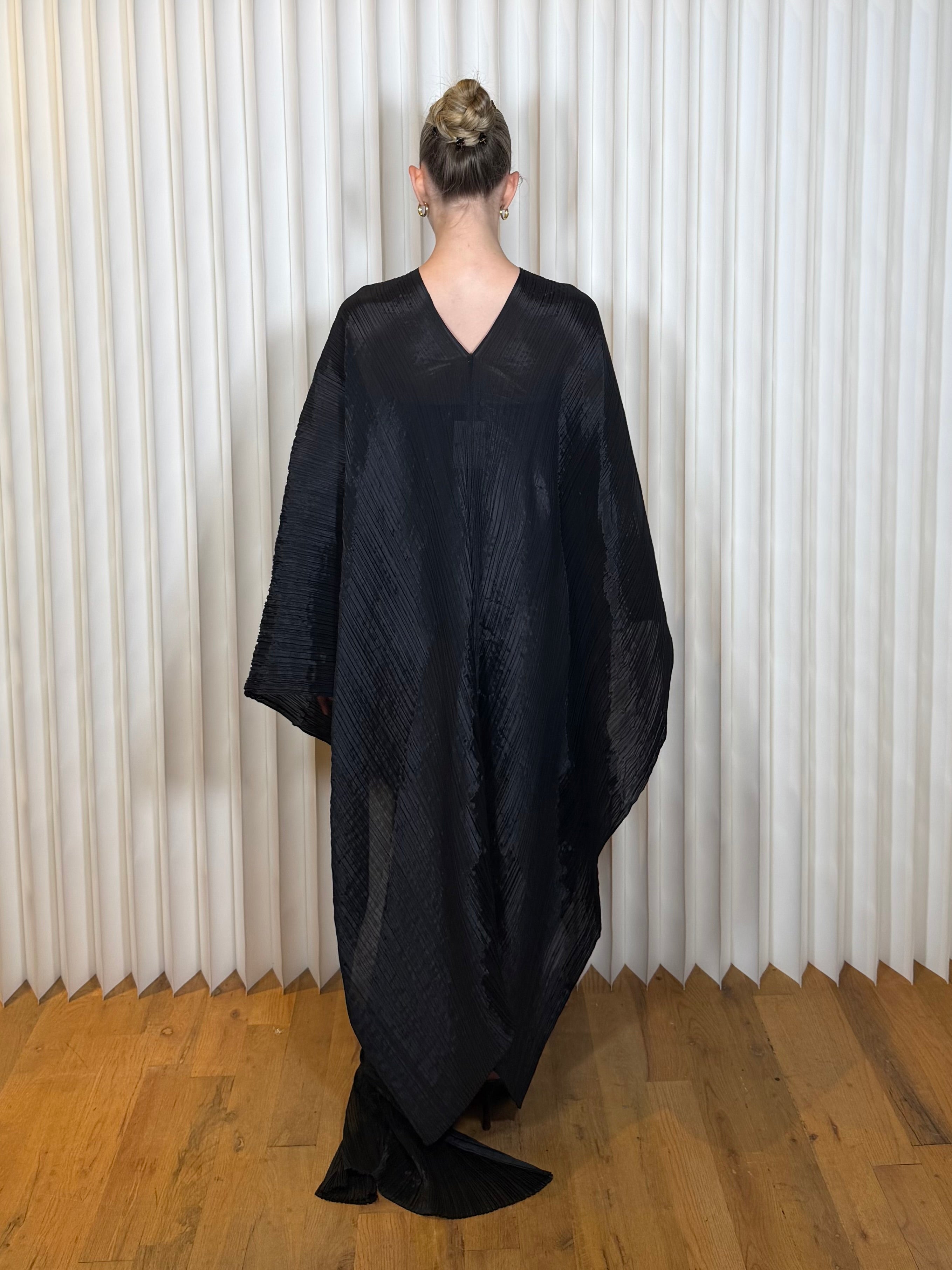 Pleats Please Issey Miyake Madame Stole