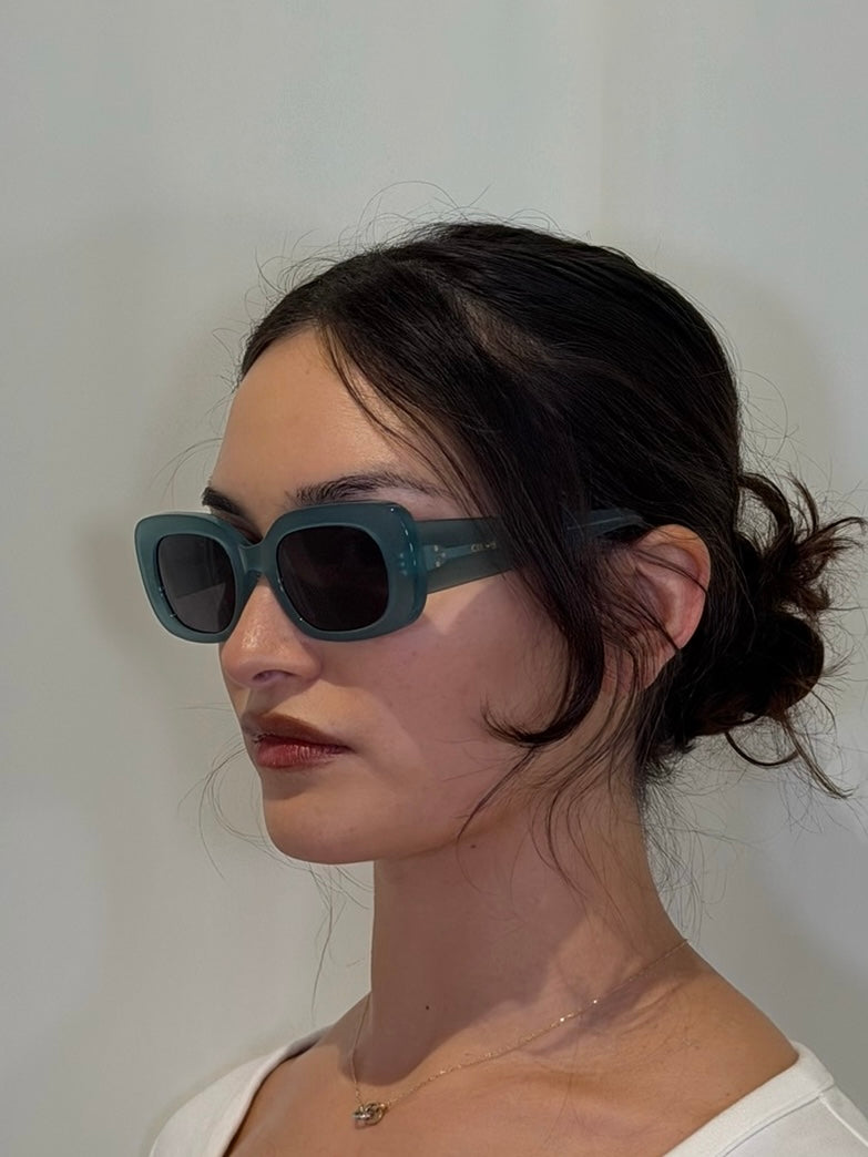 Celine Bold 3 Dots CL40287U Sunglasses￼