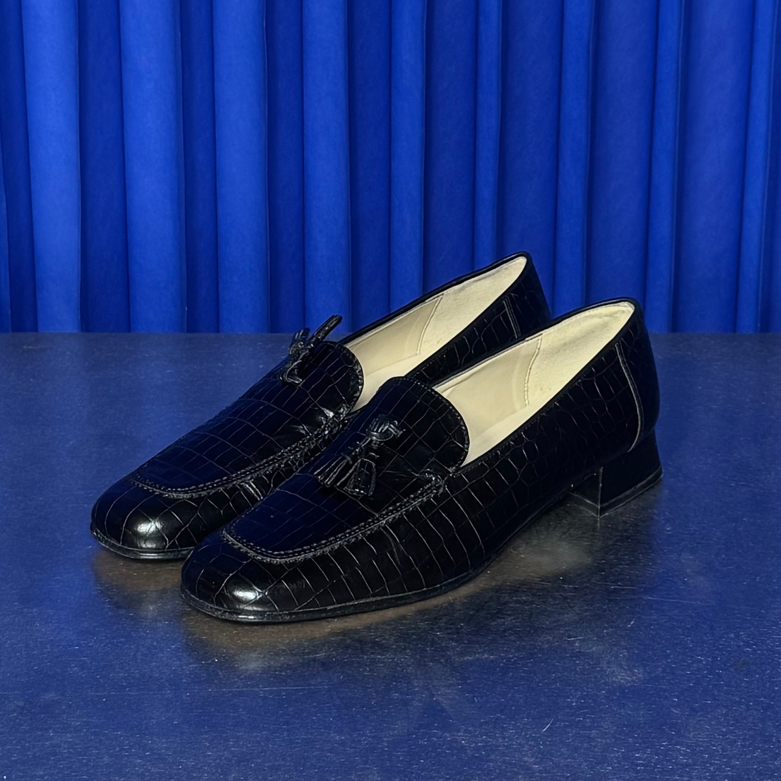 TALBOTS TASSLE LOAFERS