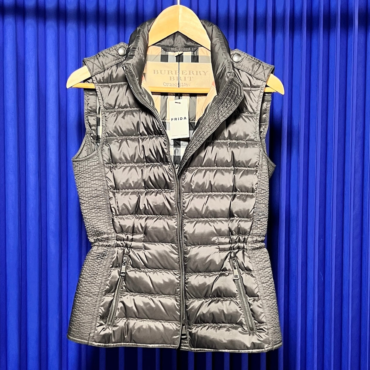 BURBERRY BRIT LIGHT PUFFER VEST