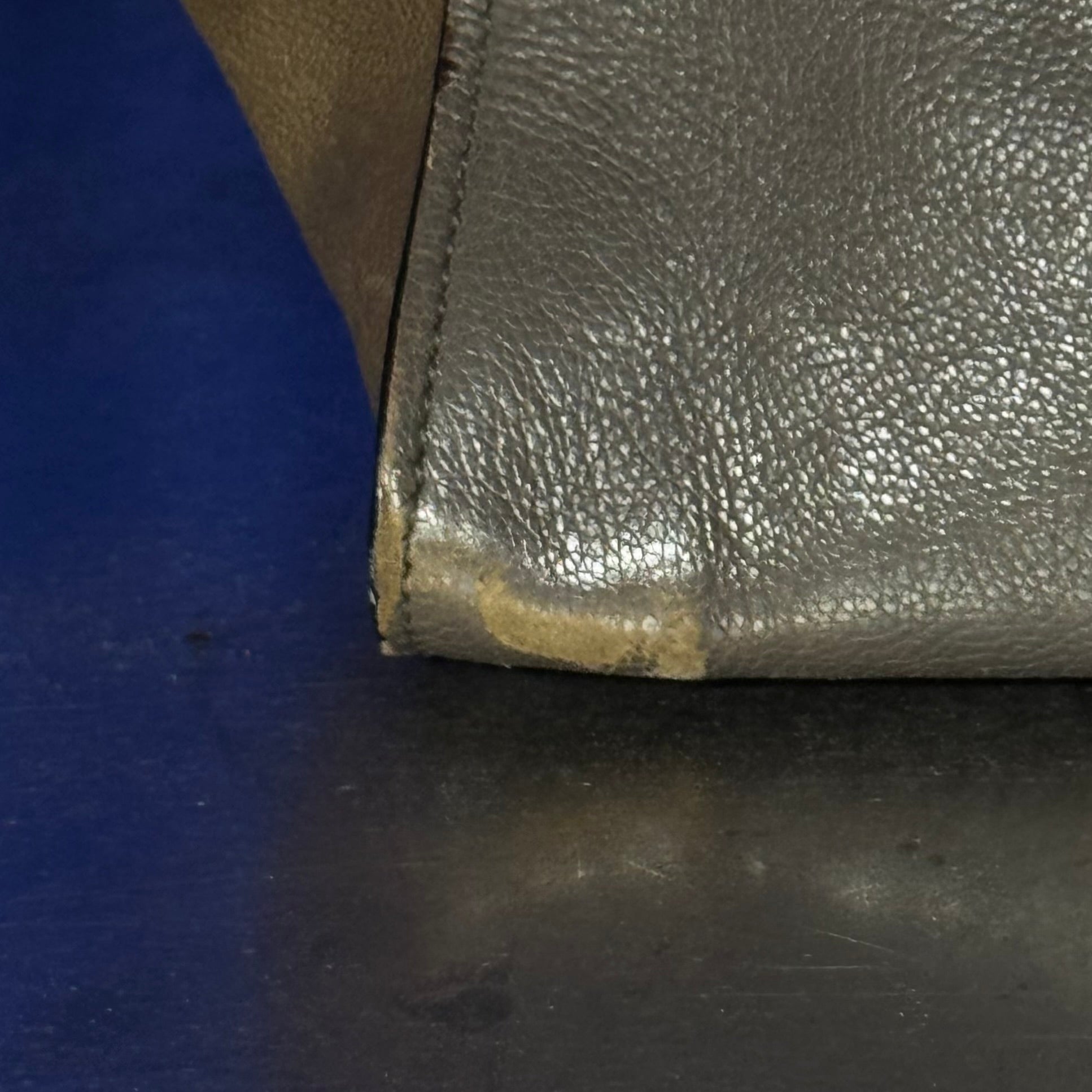 PRADA GLACE CALF TWIN POCKET LEATHER TOTE
