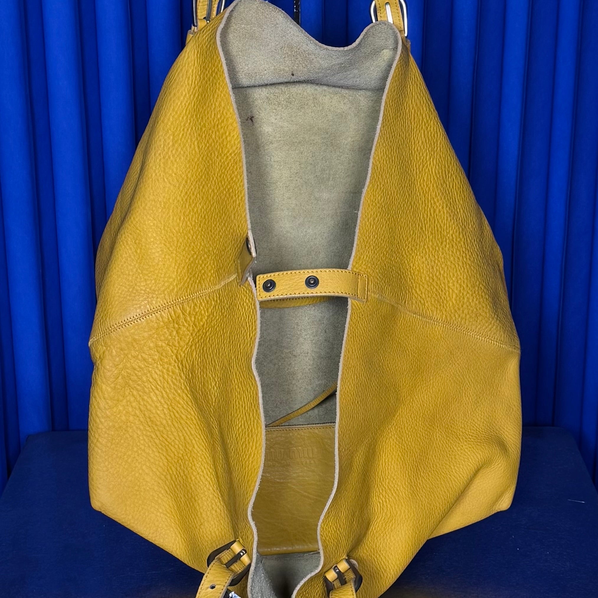 MIU MIU LEATHER TOTE/WALLET
