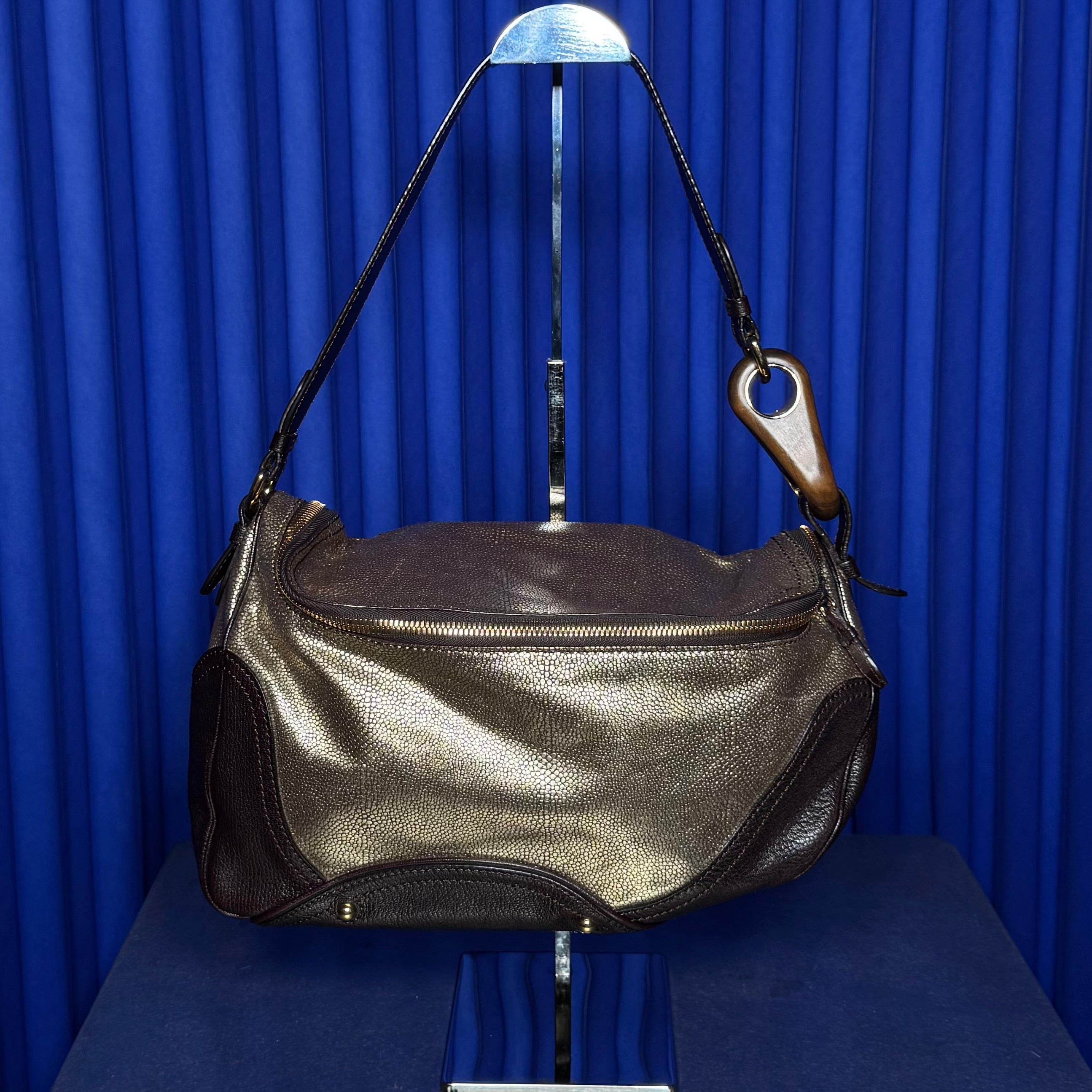 CELINE LIMITED EDITION LEATHER SHOULDER BAG