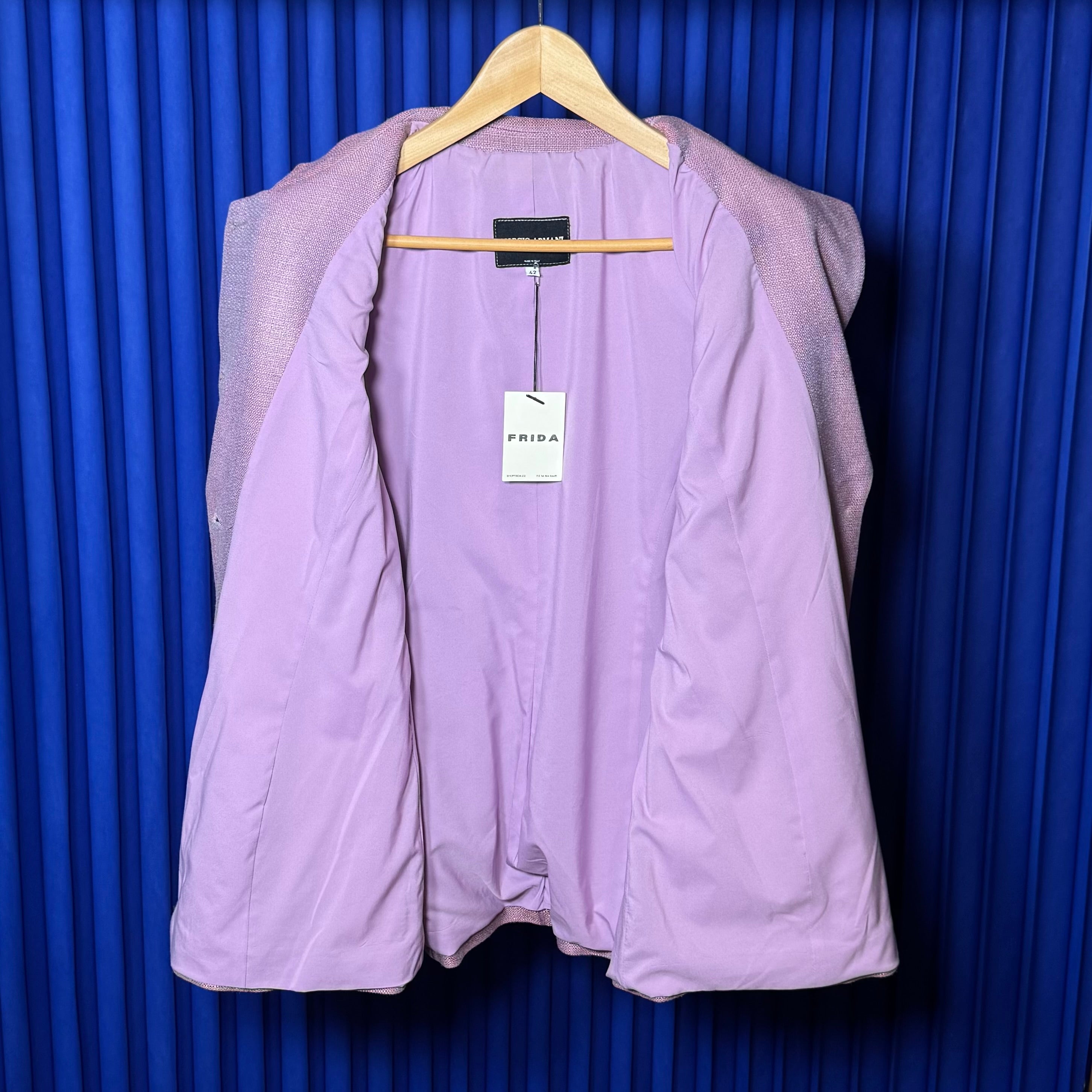 GIORGIO ARMANI PINK BLAZER