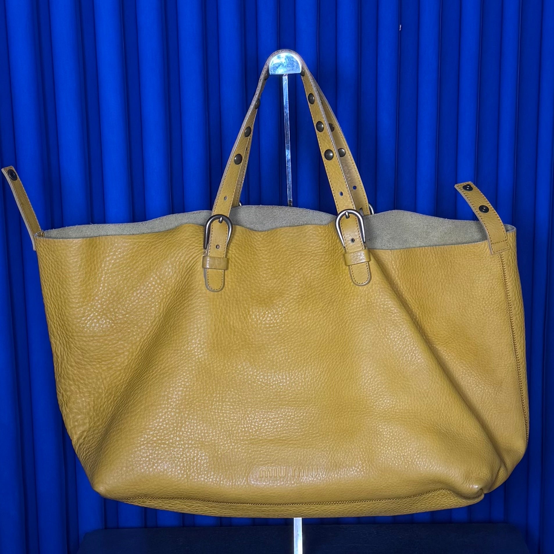 MIU MIU LEATHER TOTE/WALLET