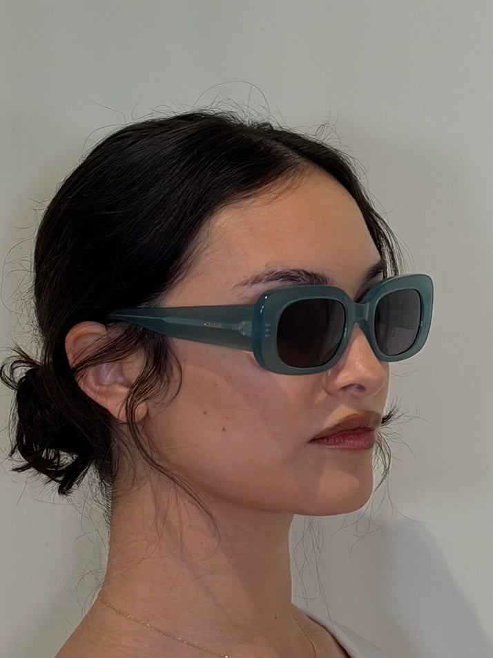 Celine Bold 3 Dots CL40287U Sunglasses￼