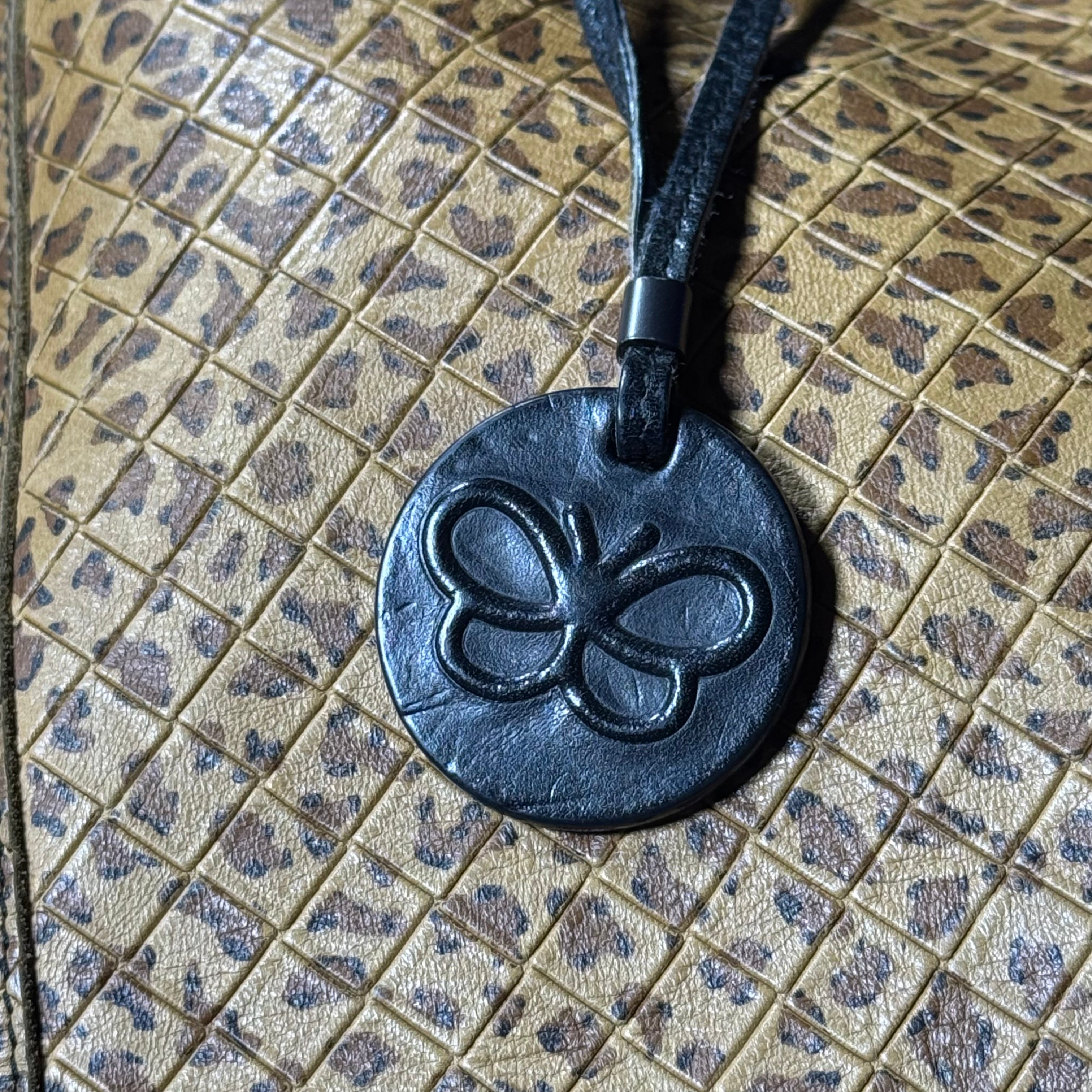 BOTTEGA VENETA LEOPARD PRINT TOTE