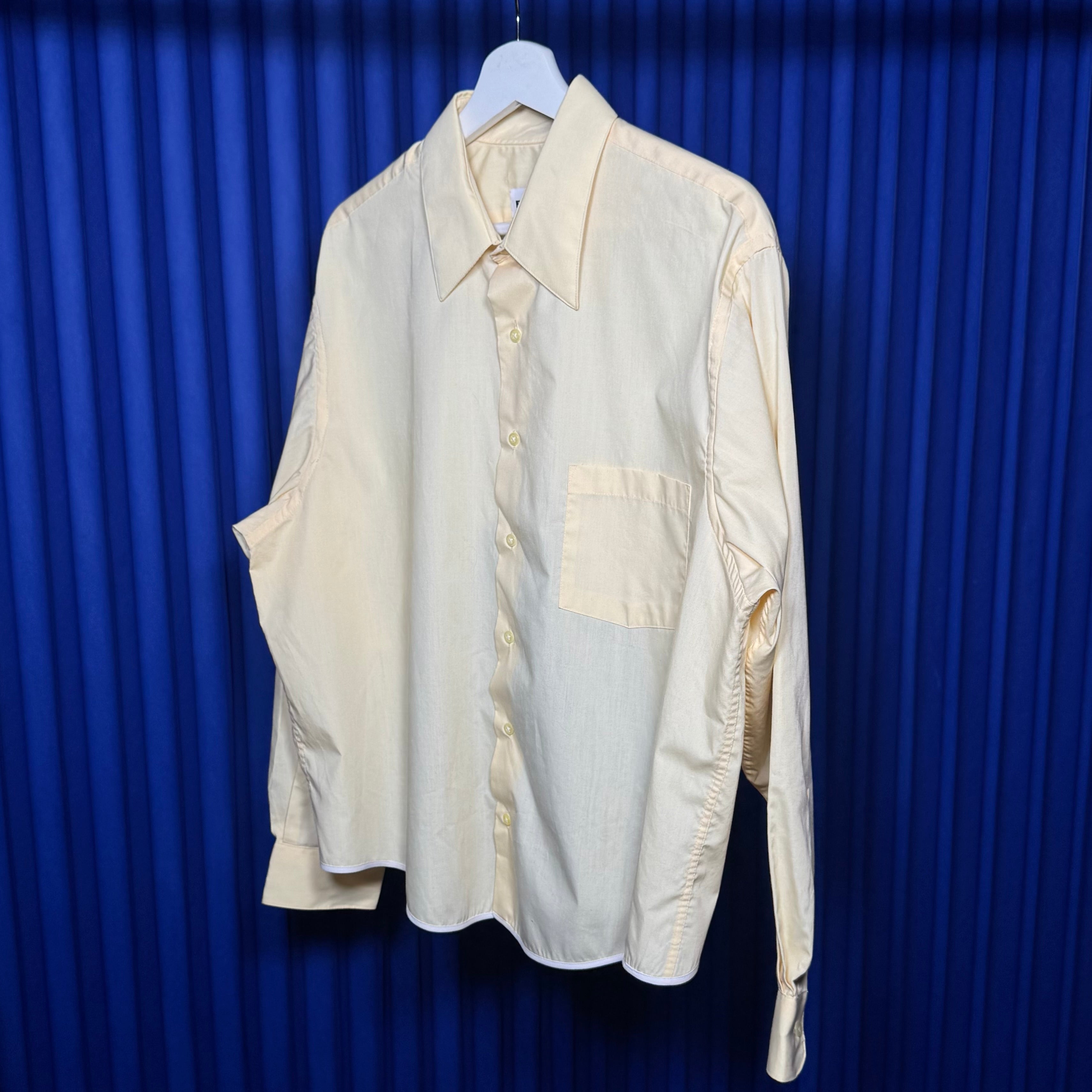 FRIDA REWORKED BUTTON DOWN