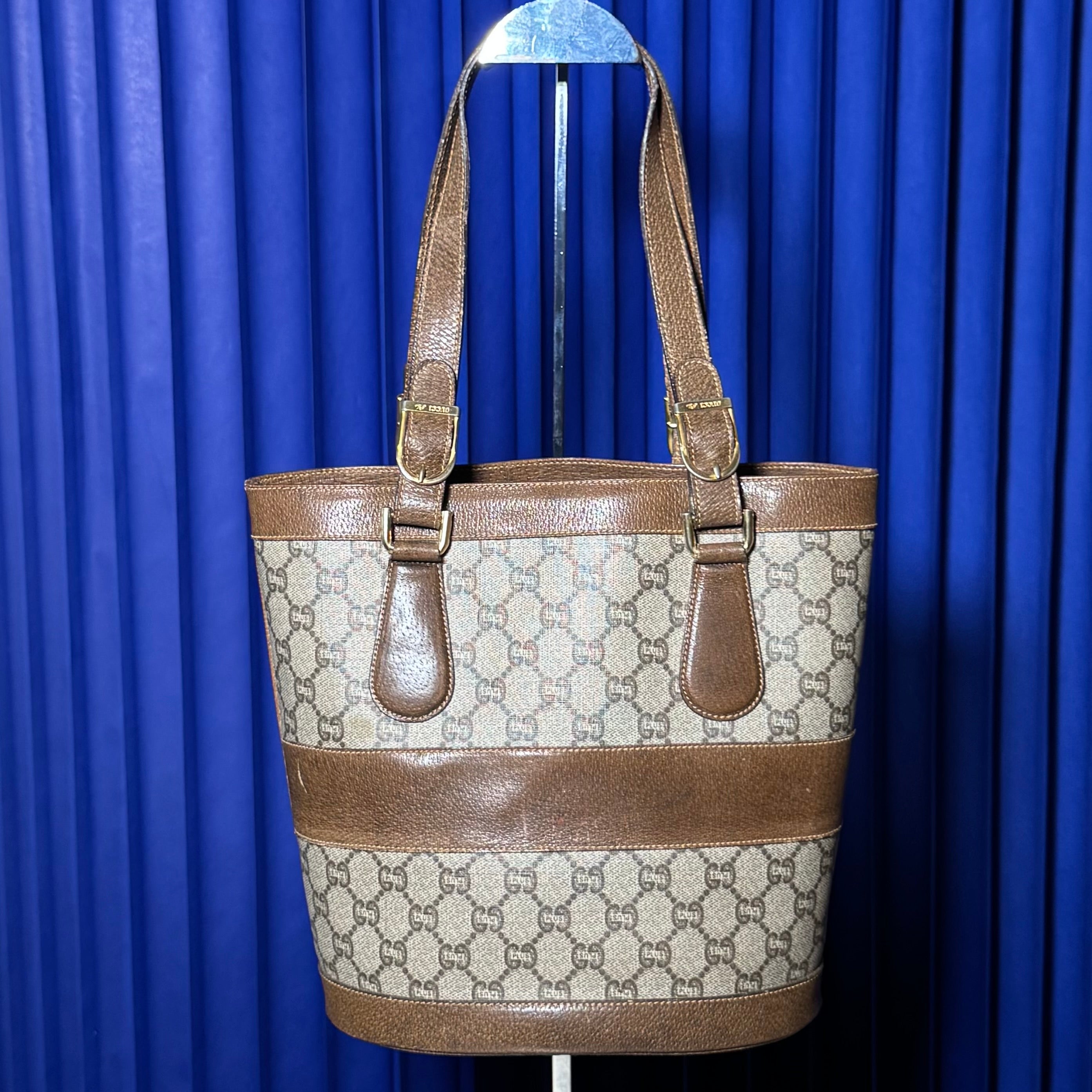 VINTAGE GUCCI PLUS TOTE WITH WALLET