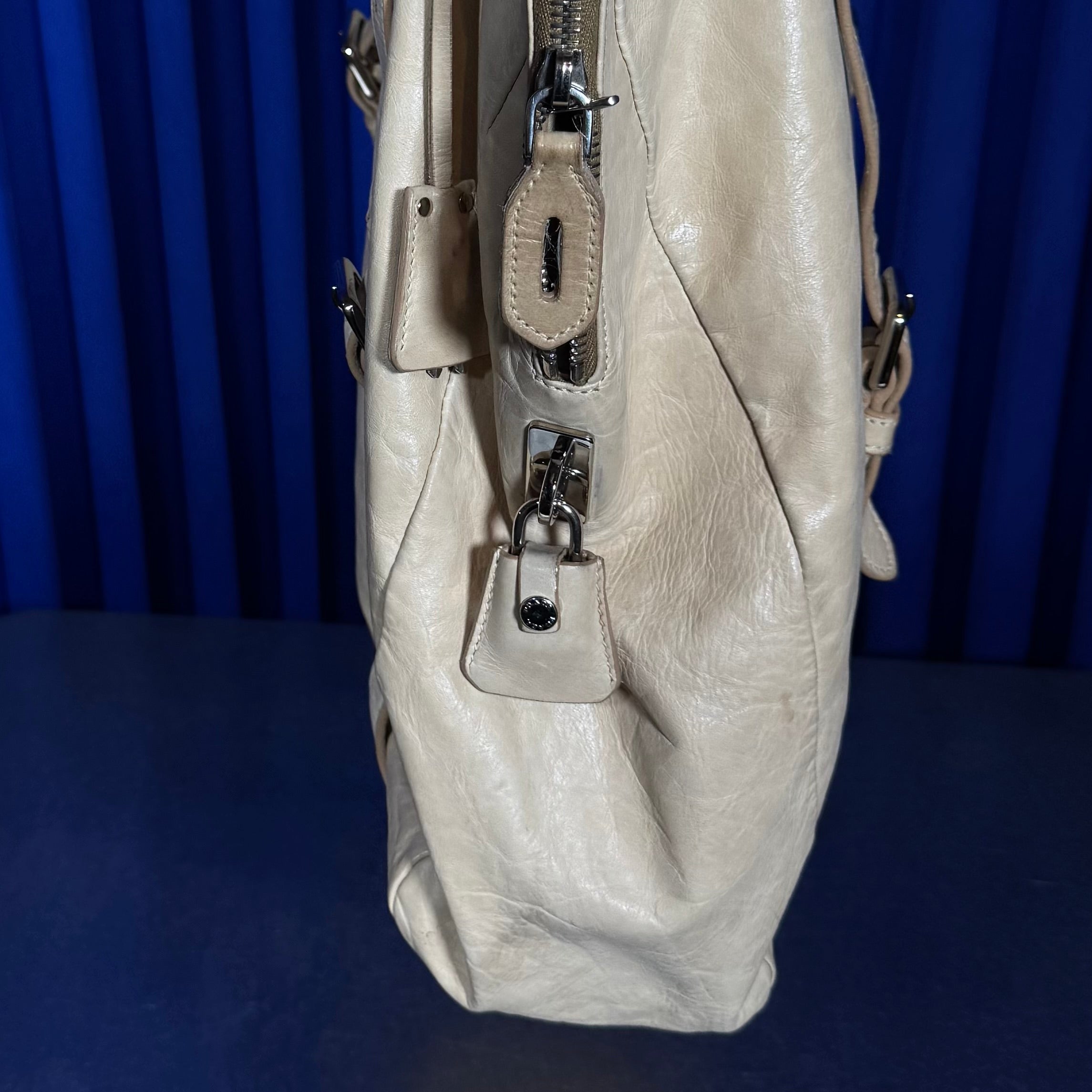 PRADA NAPPA NEW LOOK TOTE BAG