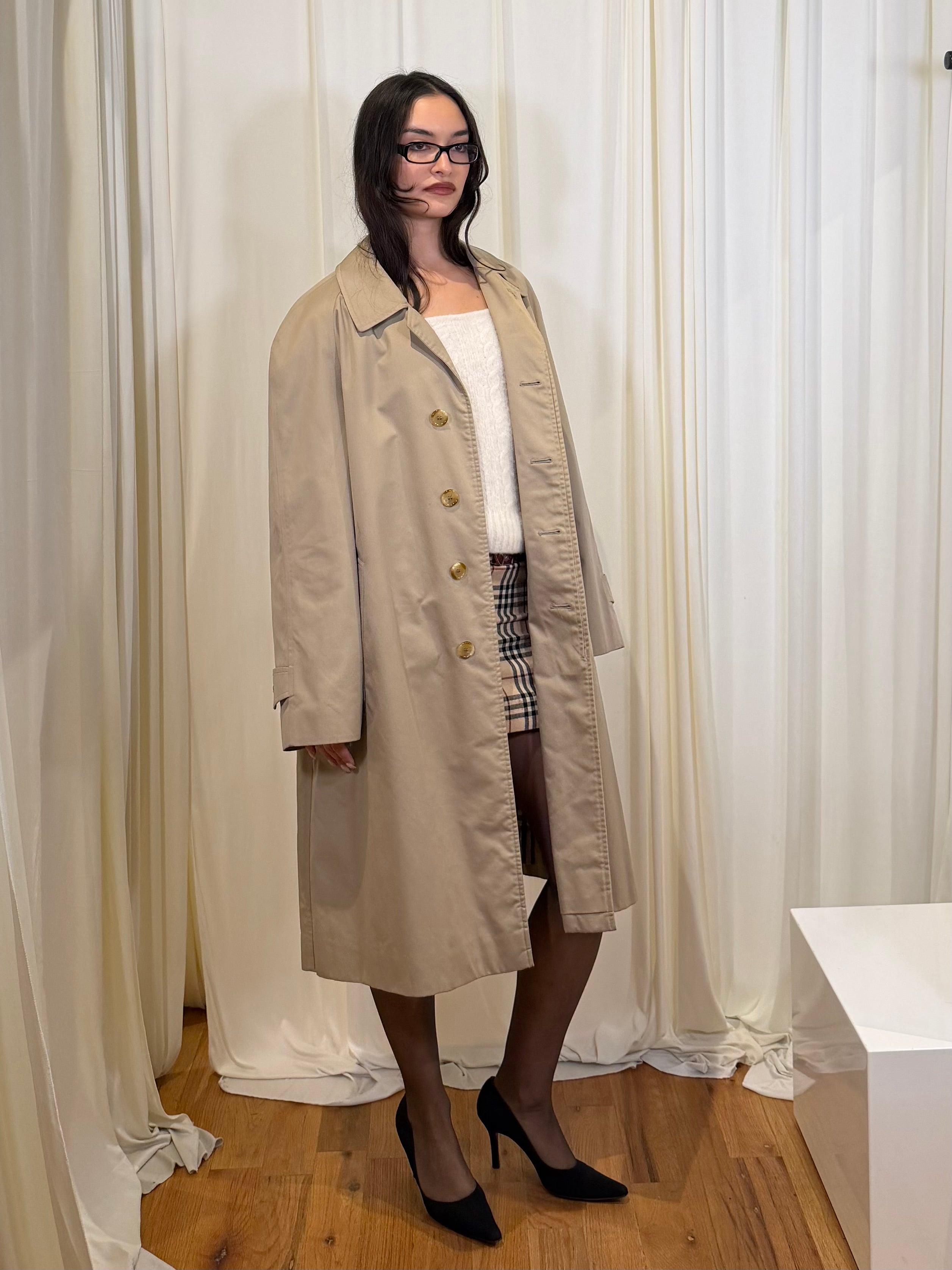 VINTAGE BURBERRYS’ COAT 48