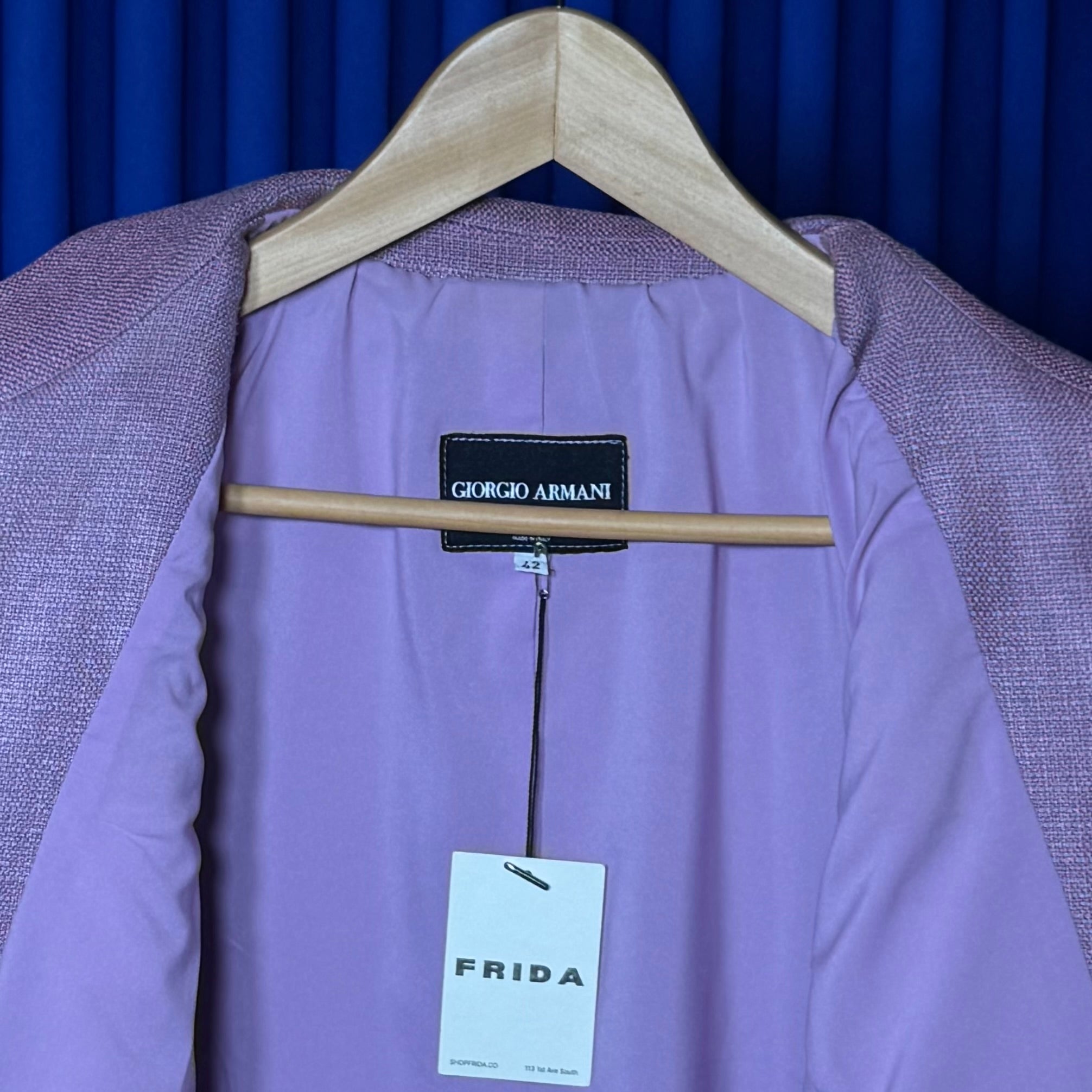 GIORGIO ARMANI PINK BLAZER