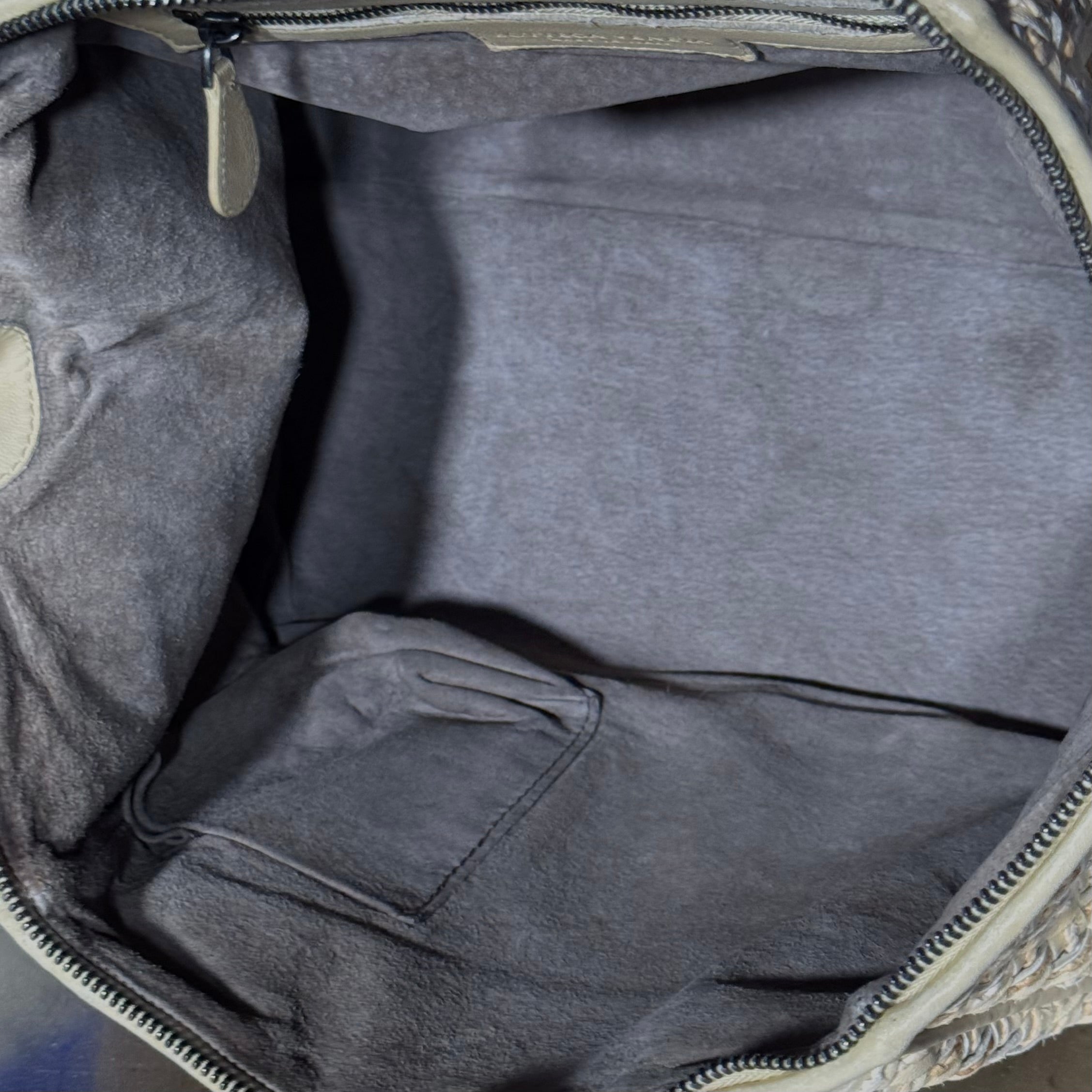 09 BOTTEGA VENETA INTRECCIATO NAPPA WITH RAFFIA