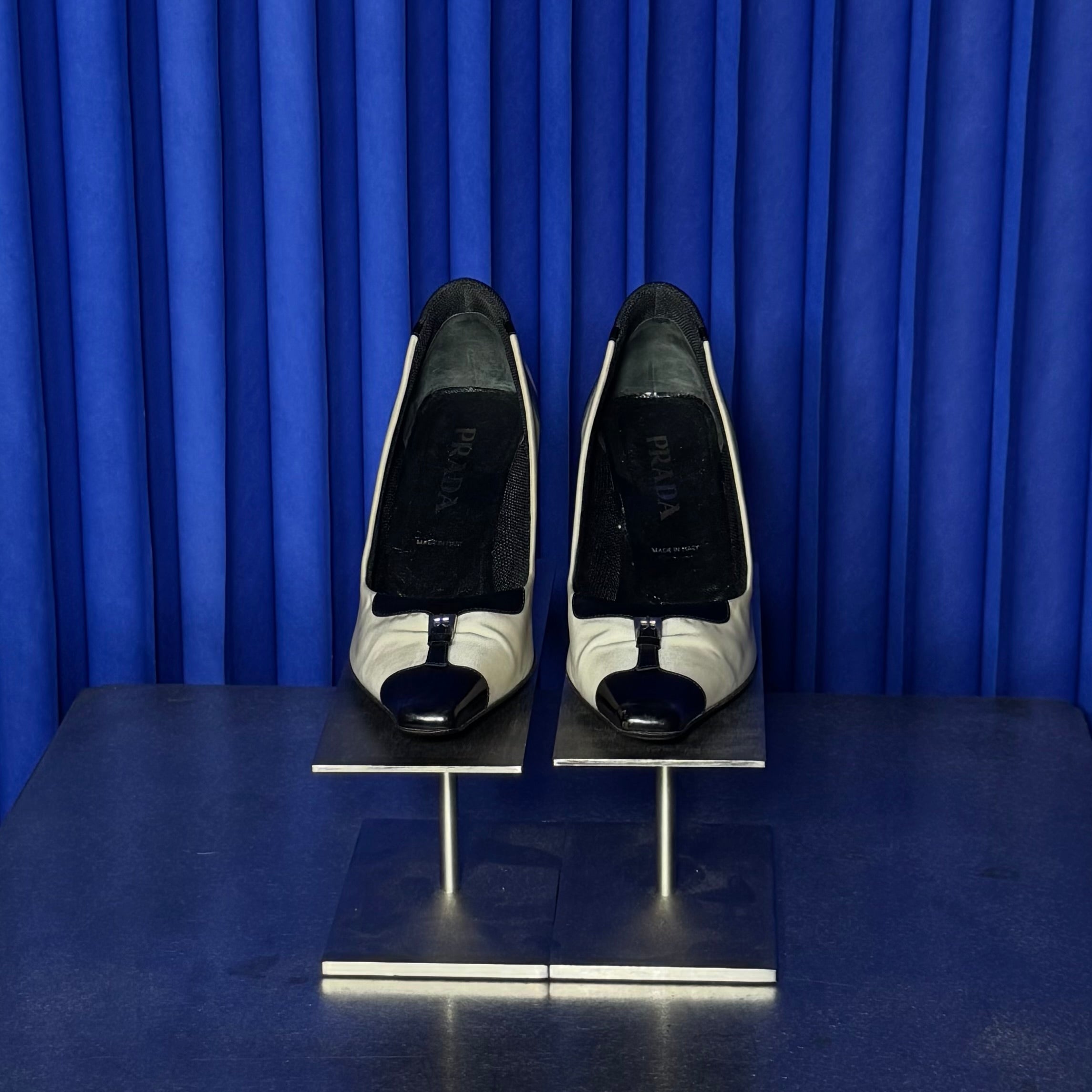 PRADA BUCKLES HEELS AS IS