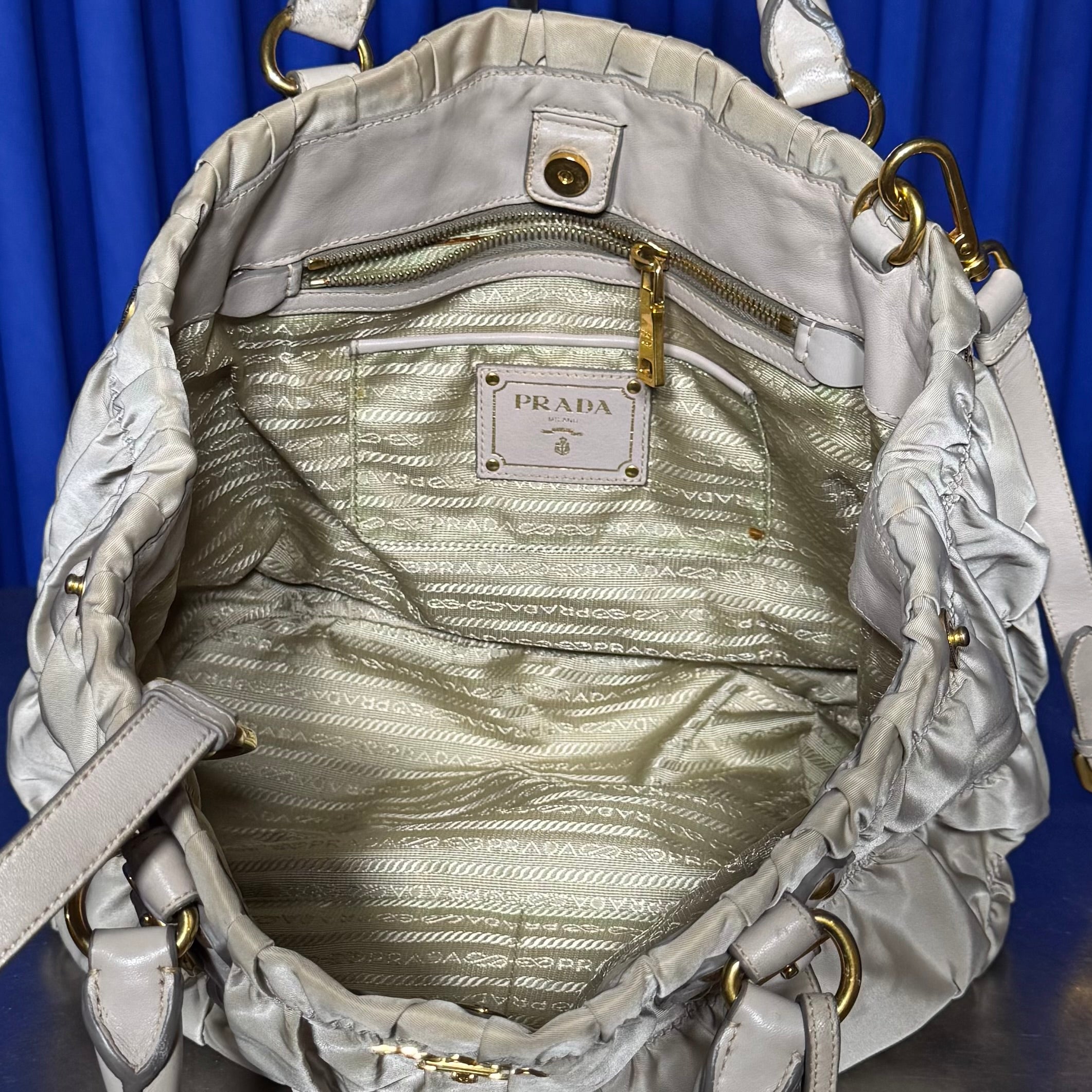 PRADA 2000S TESSUTO GAUFRE HANDBAG