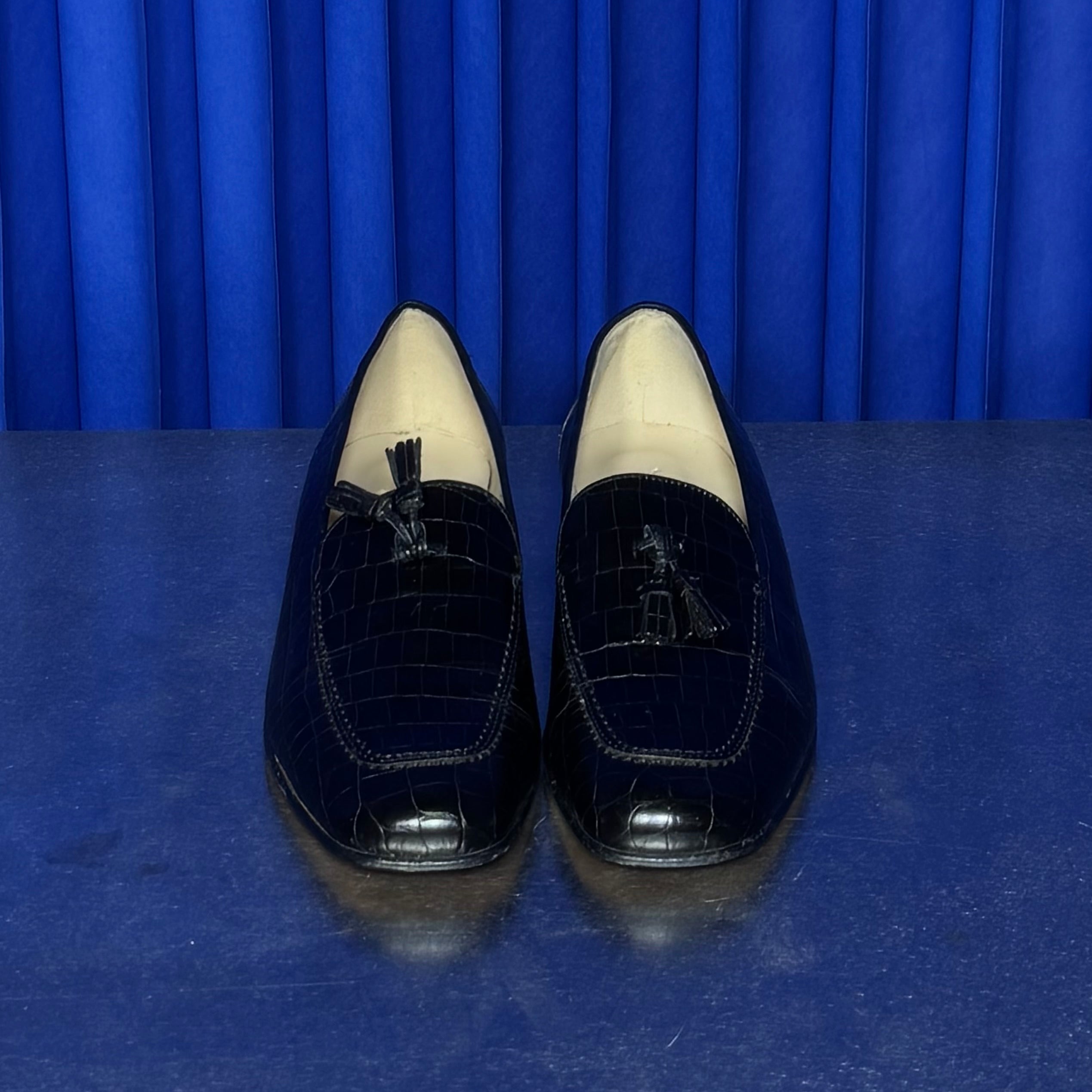 TALBOTS TASSLE LOAFERS